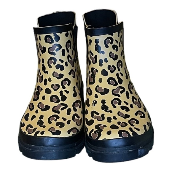 Women’s Leopard Print Rain Boots - Size 10 - Picture 2 of 9